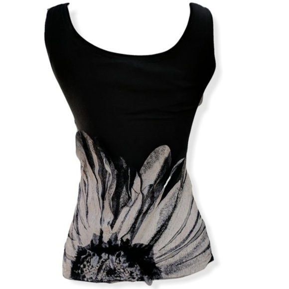 NWT ISABEL DE PEDRO Sunflower 3D Top - Picture 4 of 10